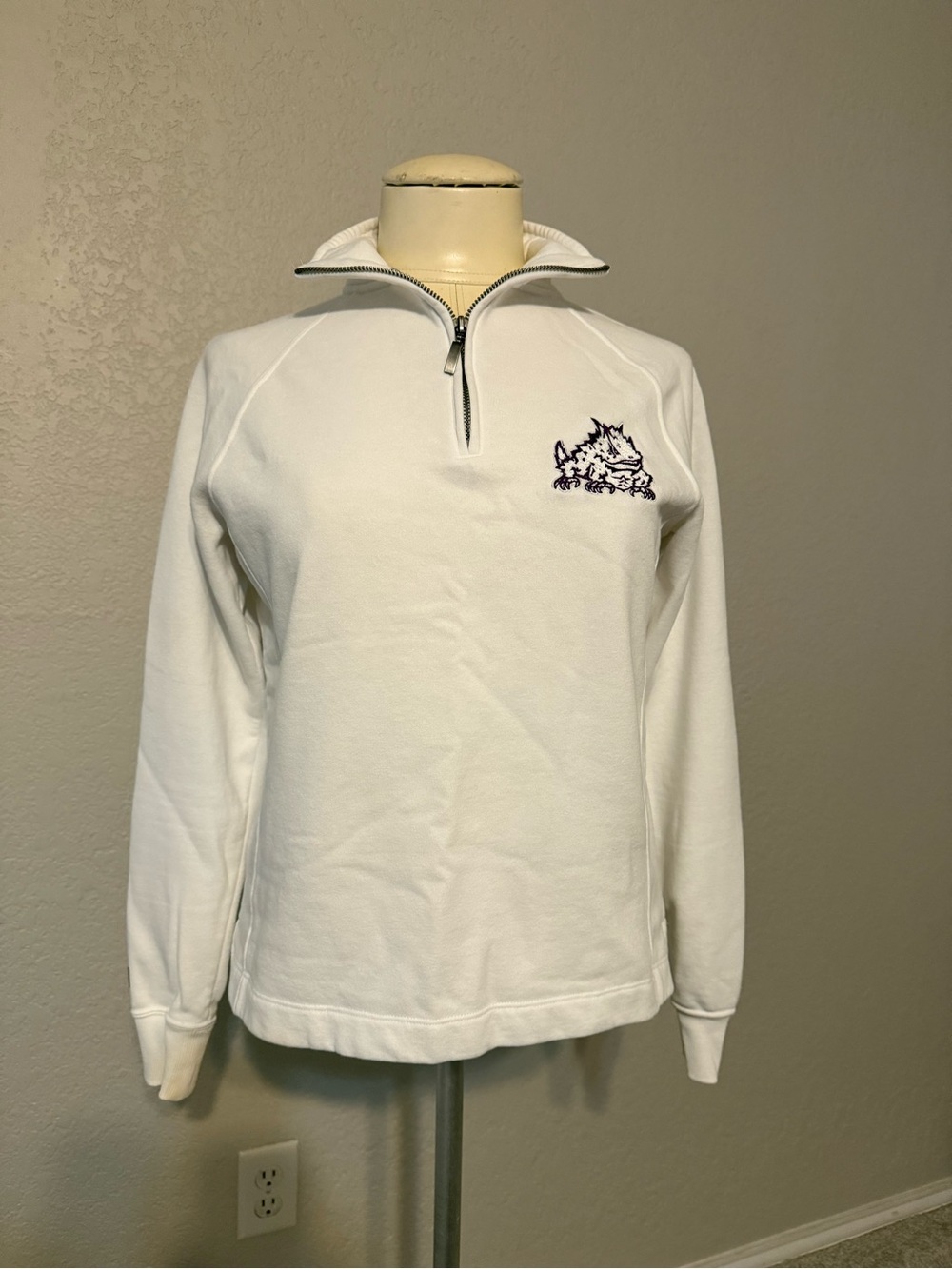 Jansport TCU Hornfrog White Quarter-Zip Turtleneck Pullover w/Purple Embroidery